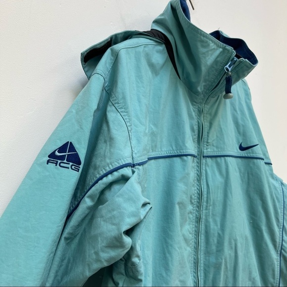 Nike ACG Jacket - Picture 3 of 7